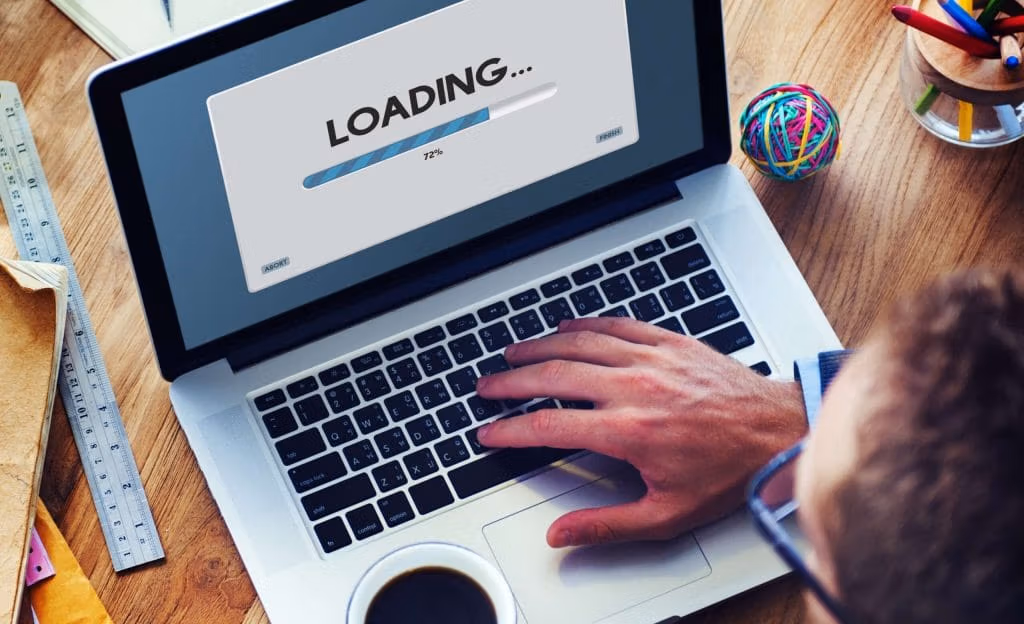AdobeStock_122481557-scaled.jpeg Wordpress schneller machen
